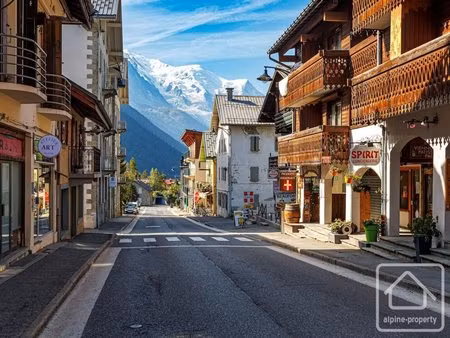 appartement une chambre avec balcon et vue sur l’aiguille verte  à courte distance de...