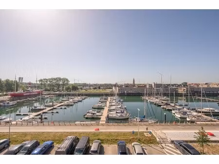 appartement te koop in zeebrugge met 2 slaapkamers