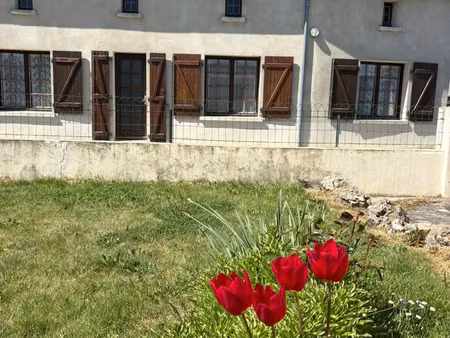 maison à moncoutant (79320)