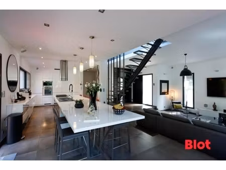 achat maison 7 pièces 230m² st gregoire 35760