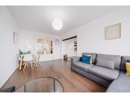 appartement te koop in laken met 2 slaapkamers