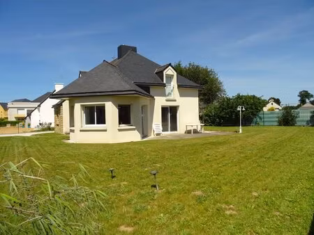 location maison 7 pièces 139m² tregueux 22950