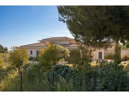 propriété d'exception avec vue panoramique aux portes d'aix en provence