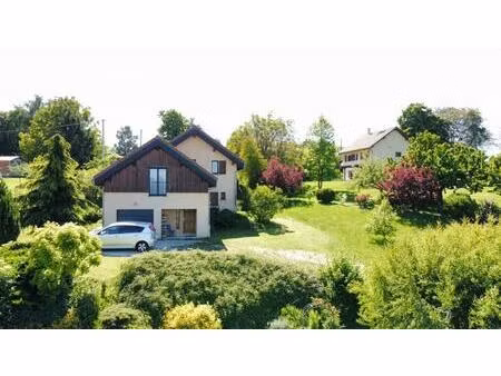 saint geoire en valdaine villa 5 pièce(s) 151 m2
