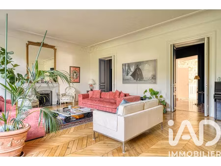 appartement à paris (75016)