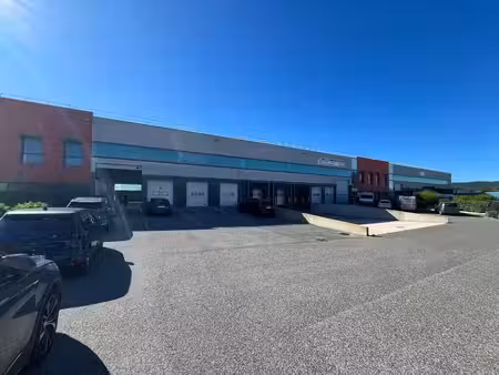 location entrepôt 850m²