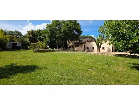 maison de 178 m2 sur terrain de 4935m² constructible proche goudargues
