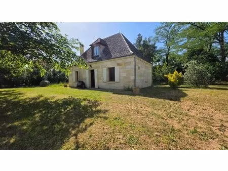 maison en pierre 78 m² avec jardin