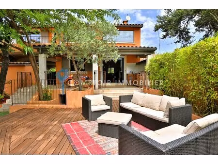 dept 84 - roussillon - résidence sécurisée - maison 135 m2 avec piscine