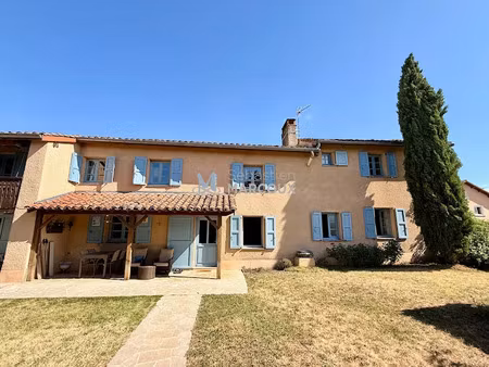 vente maison 8 pièces 230 m² à saint-etienne-le-molard (42130)  313 000 €