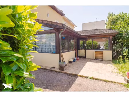 vente maison 4 pièces 97 m² à decines-charpieu (69150)  265 500 €