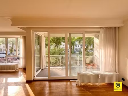 instapklaar 3 slaapkamer appartement met zonnig terras  kelder en fietsenberging