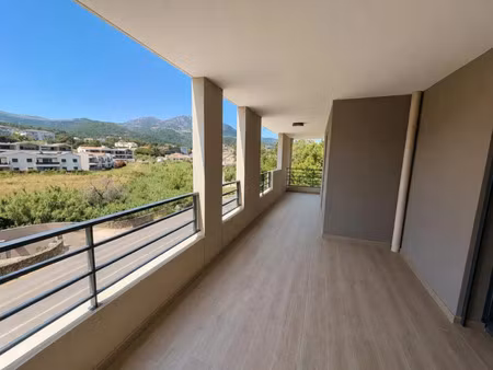 location appartement 3 pièces 72 m² à furiani (20600)