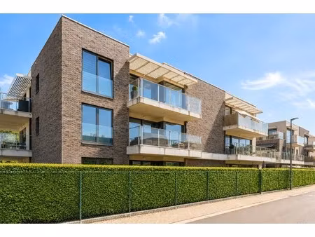 recent app (76m²!) met 1 slpk  ruim terras en kelder