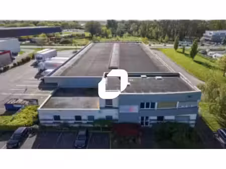 vente entrepôt 2082m²