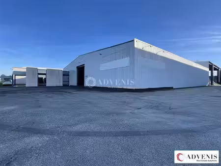 vente local d’activités 2040m²