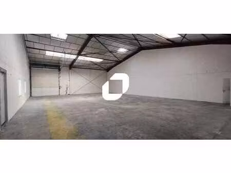 vente local d’activités gargenville 78440 437m²