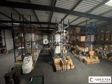 vente local d'activités 1 643 m²