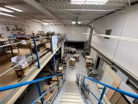 vente local d’activités saint thibault des vignes 77400 580m²