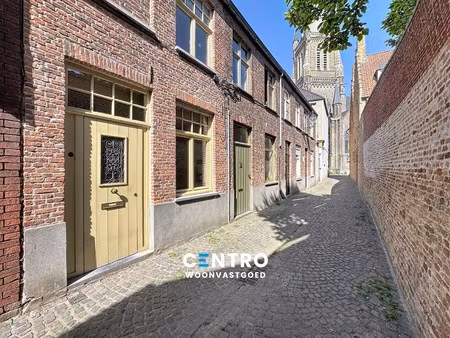 uiterst charmant gelegen woning met 3 slpks en zuidger. tuin!