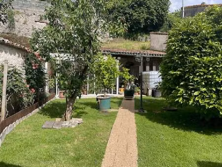 vente maison viager à la chapelle-des-pots (17100) : à vendre viager / 120m² la chapelle-d