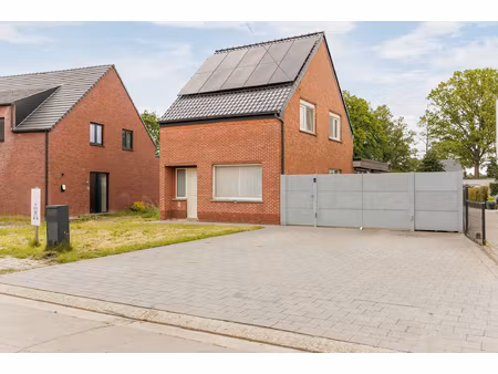 huis te koop in mol met 3 slaapkamers