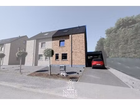 halfvrijstaande woning