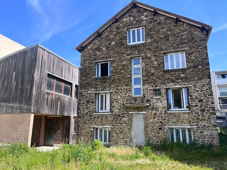 vente maison 11 pièces  201.00m²  montreuil