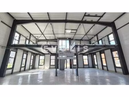 vente local d'activités 954 m²