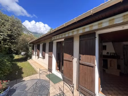 vente maison 4 pièces 87 m² à sassenage (38360)  325 000 €