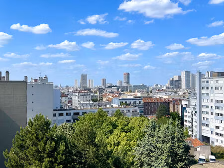 vente appartement 3 pièces  74.74m²  le kremlin