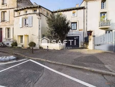 vente maison à niort (79000) : à vendre / 204m² niort