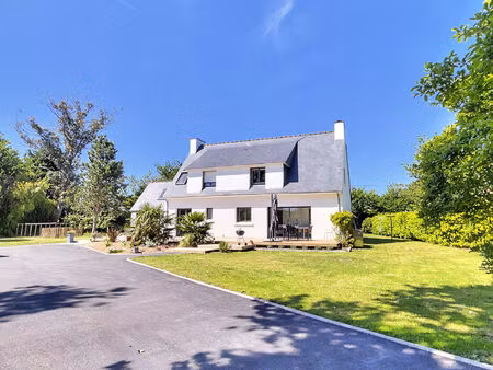 vente maison 7 pièces  190.00m²  fouesnant