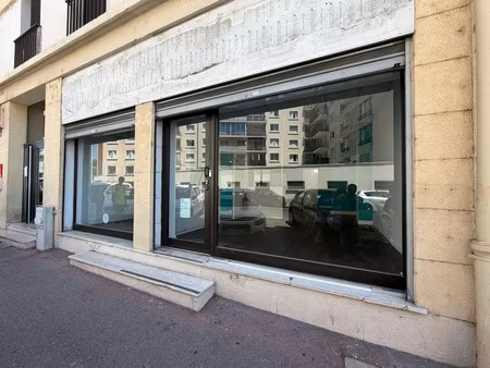 vente local commercial 59m2 marseille 10eme (13010) - 119900 € - surface privée