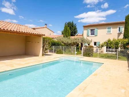 vente maison 4 pièces 108 m² uzès (30700)