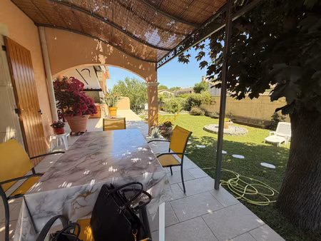 entre montpellier et nimes   sur la commune de galargues vil