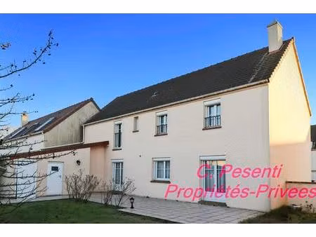 maison montevrain 6 pièce(s) 118 m2 avec atelier et abri de jardin