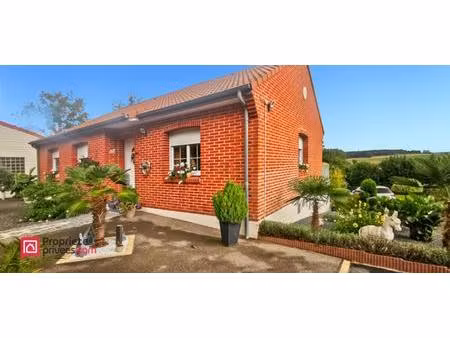 maison plain pied sur 1229 m² de terrain