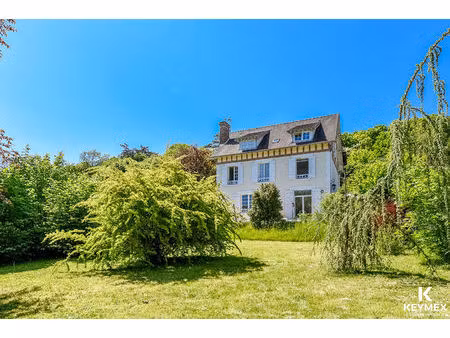 achat maison 8 pièces 221m²