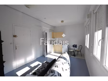 location appartement 1 pièce 20m² st lo 50000