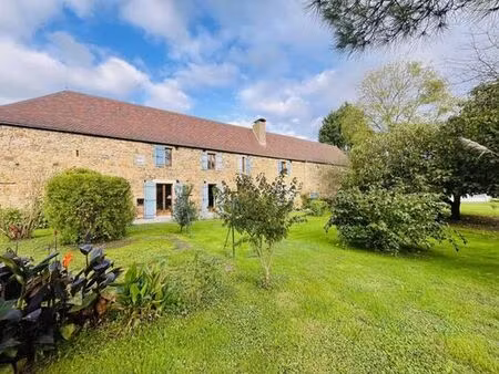 maison de 5 pièces de luxe en vente à navarrenx  nouvelle-aquitaine