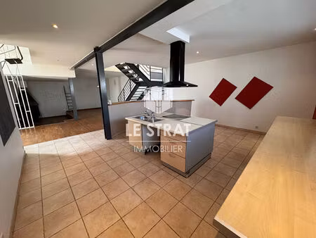 location maison 5 pièces 173m²