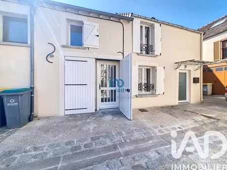 maison de ville à mandres-les-roses (94520)