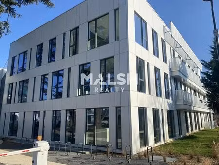 location bureaux 195 m²