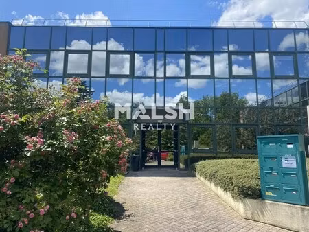 location bureaux 92 m² à 1 006 m²