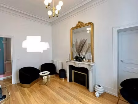 location bureaux 85 m²
