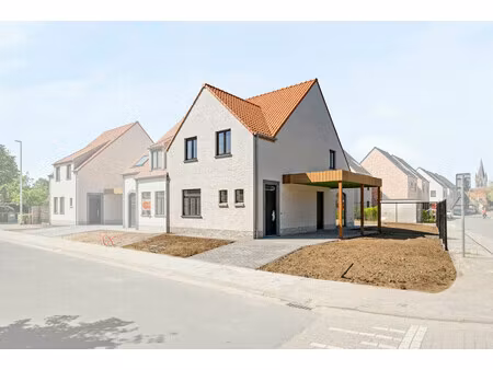 huis te koop in jabbeke met 3 slaapkamers