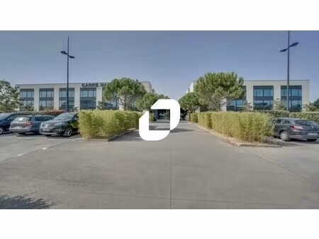 location bureaux 20 m² à 819 m²