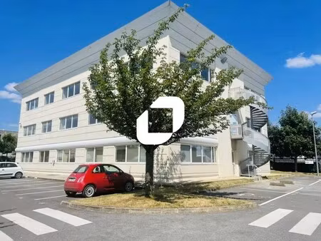 location bureaux 400 m²