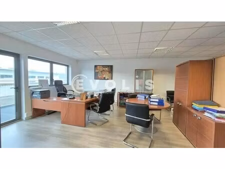 location bureaux 38 m² à 107 m²